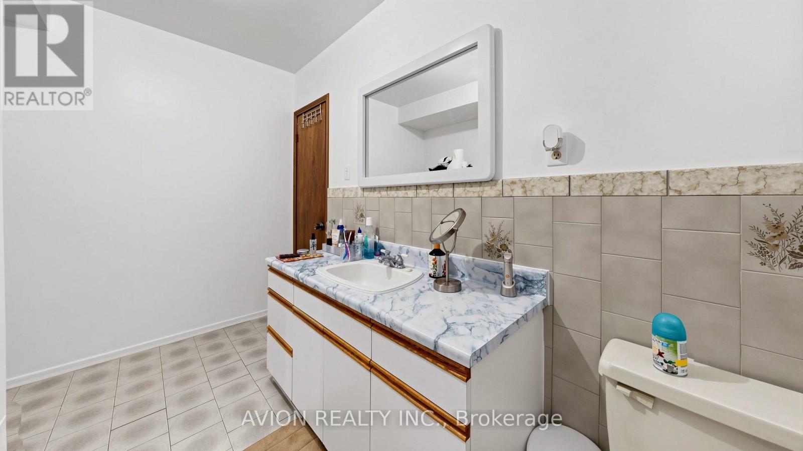 1423 Malibou Terrace, Mississauga, Ontario  L5J 4B9 - Photo 45 - W13468094