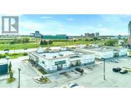 12 - 120 QUEEN PLATE DRIVE, Toronto, Ontario