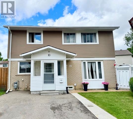 10 HARDCASTLE COURT, Brampton, Ontario