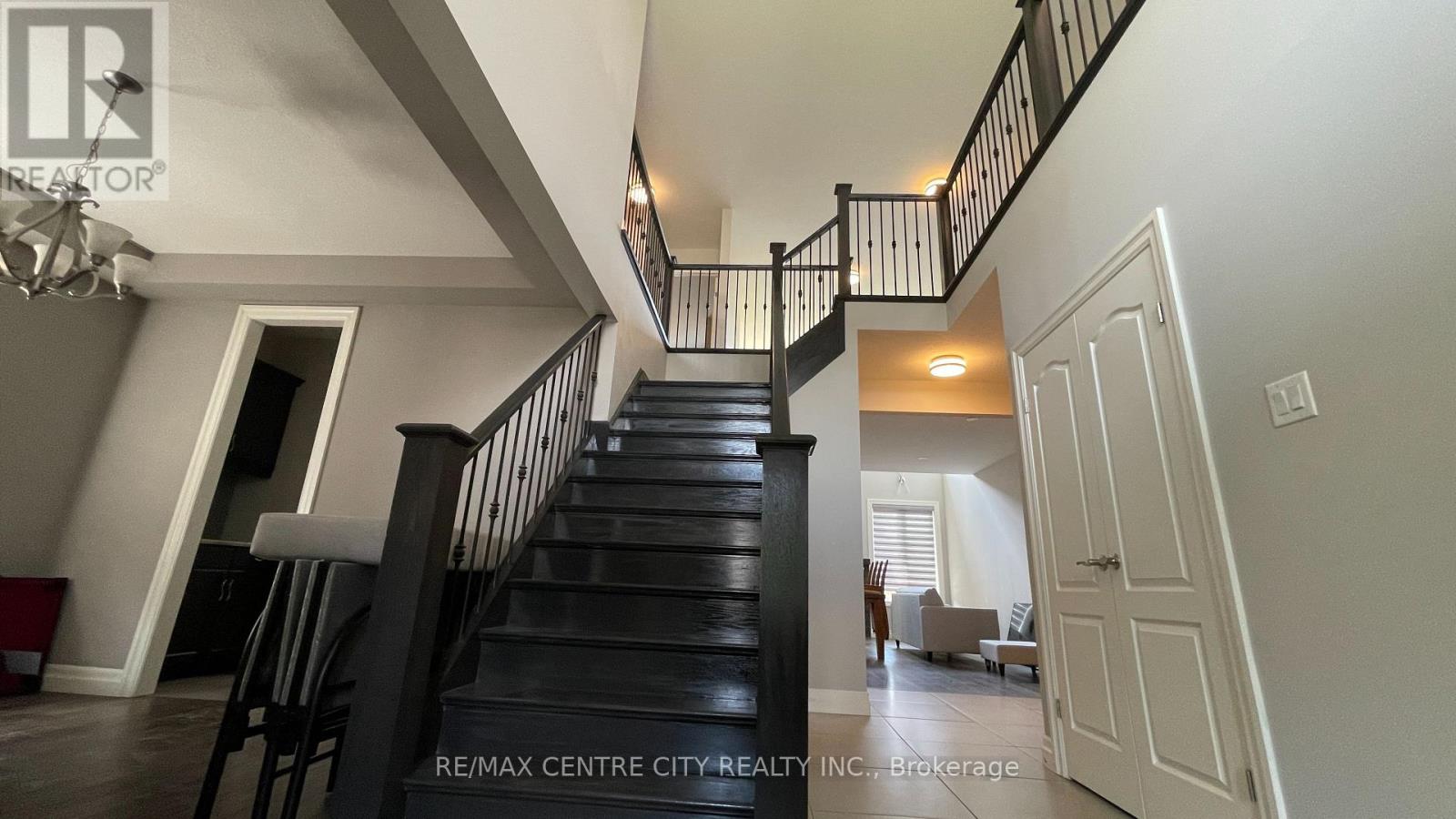 1999 Maddex Way, London North, Ontario  N5X 0M8 - Photo 16 - X13468400