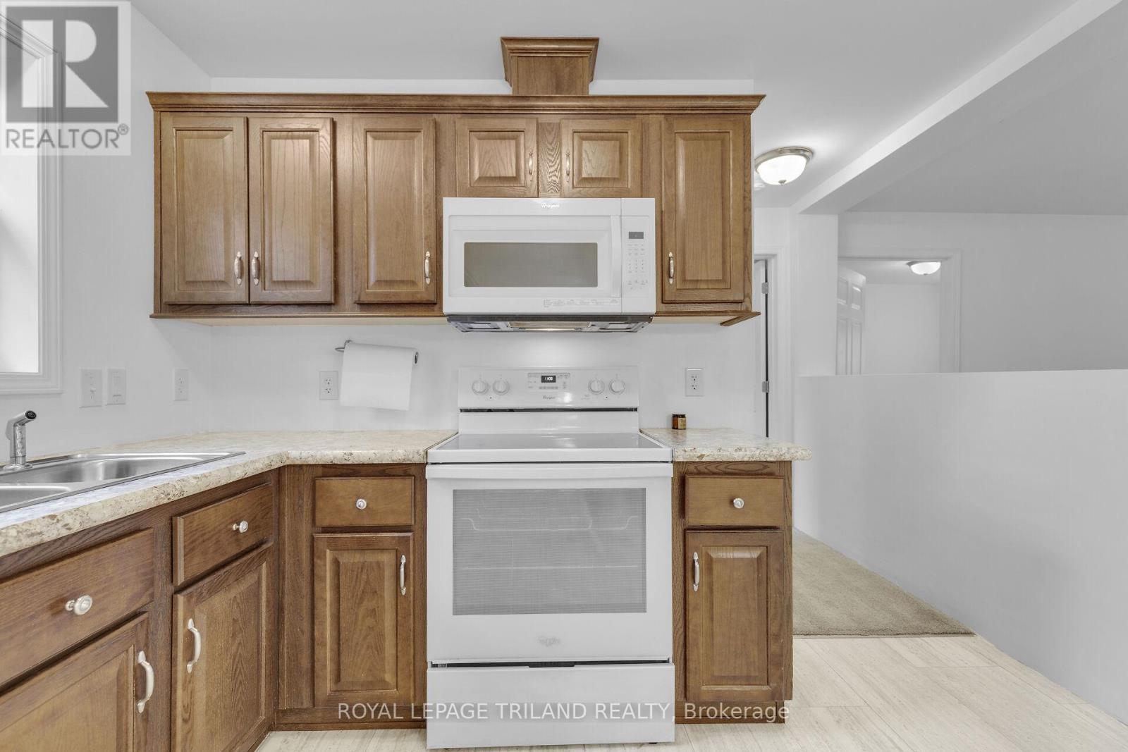 330 Matilda Street, Central Huron, Ontario  N0M 1L0 - Photo 7 - X13468430