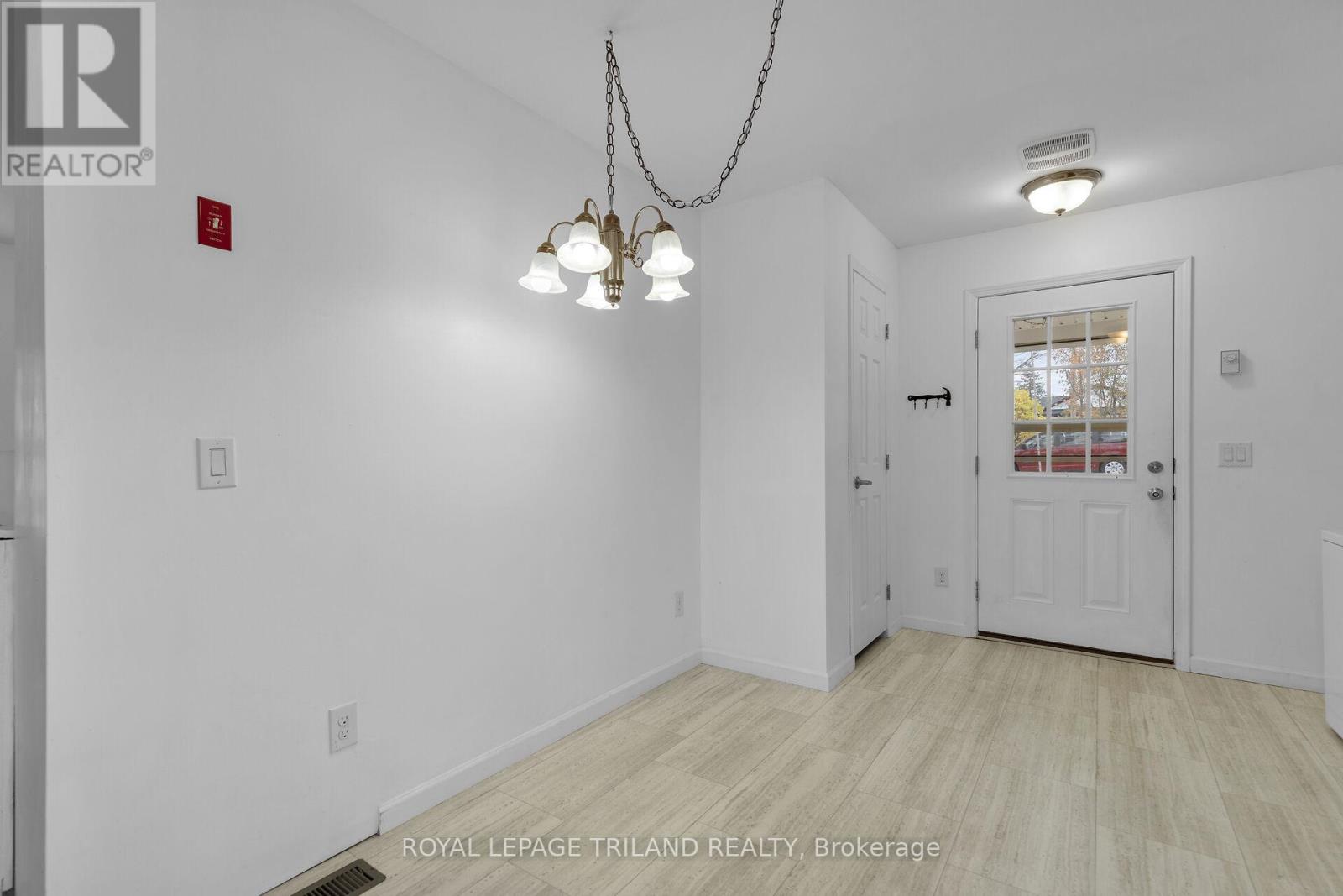 330 Matilda Street, Central Huron, Ontario  N0M 1L0 - Photo 8 - X13468430