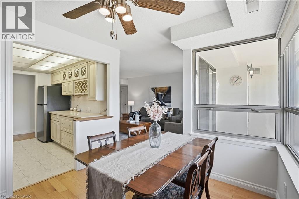 8 Village Green Boulevard Unit# 812, Stoney Creek, Ontario  L8G 5B8 - Photo 7 - 40838723