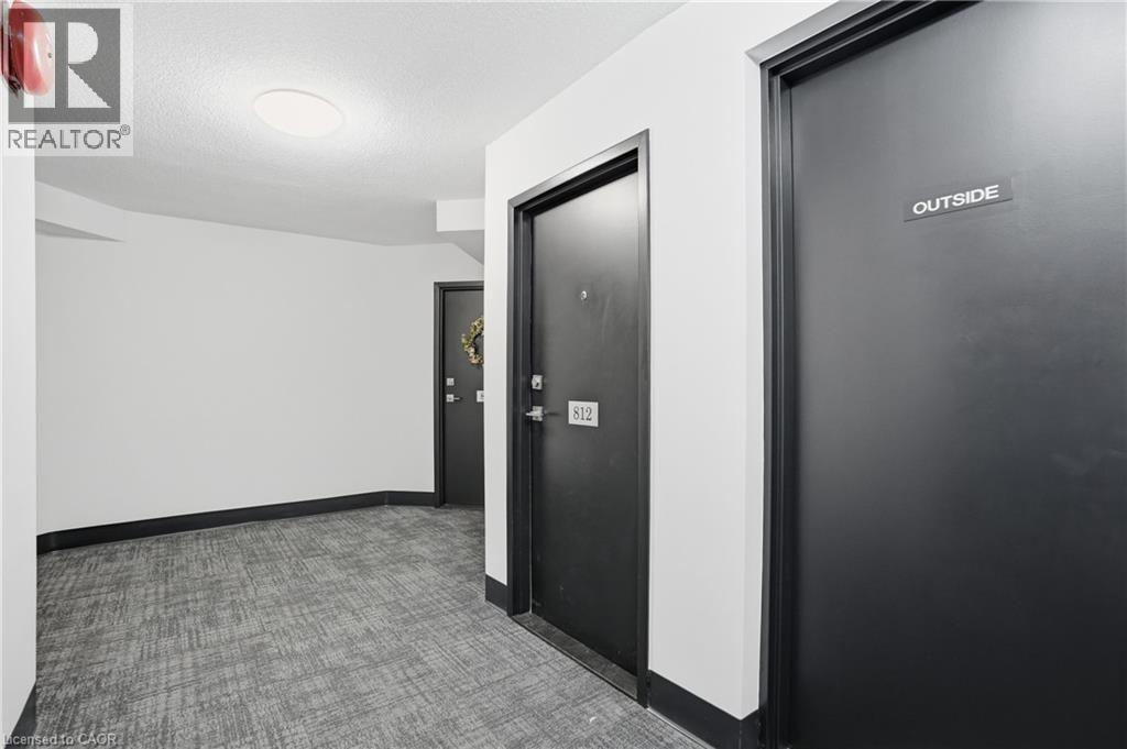 8 Village Green Boulevard Unit# 812, Stoney Creek, Ontario  L8G 5B8 - Photo 2 - 40838723