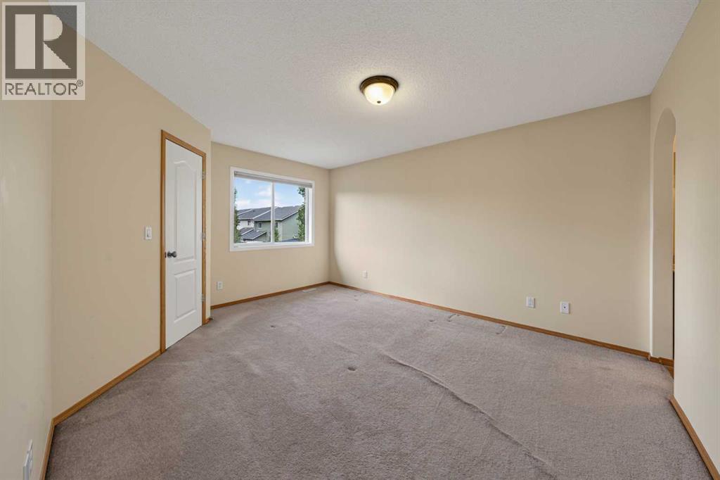 63 Cougartown Close Sw, Calgary, Alberta  T3H 0B3 - Photo 26 - A2320648