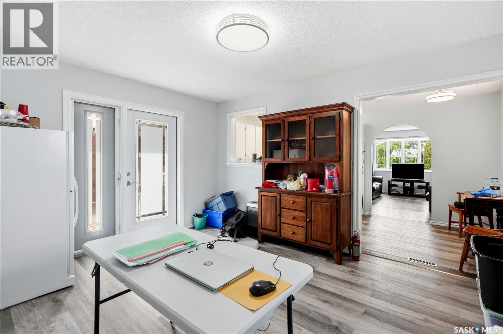 1223 Warner Street, Moose Jaw, Saskatchewan  S6H 6G9 - Photo 20 - SK039700