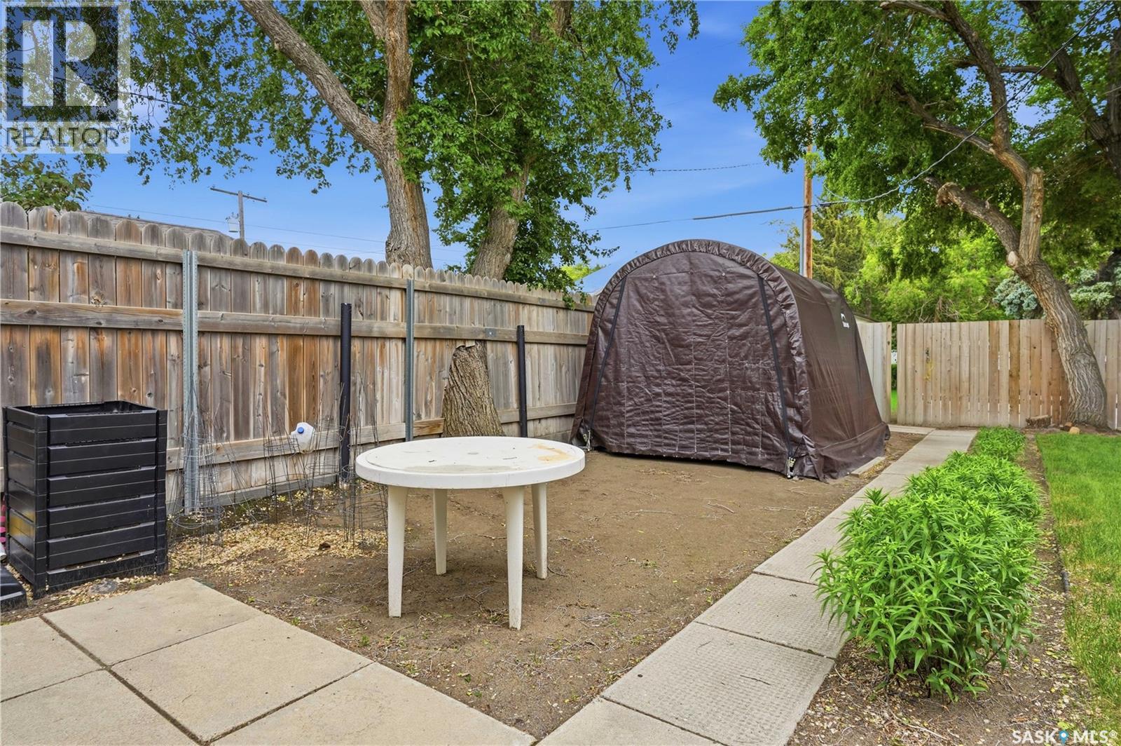 1223 Warner Street, Moose Jaw, Saskatchewan  S6H 6G9 - Photo 40 - SK039700