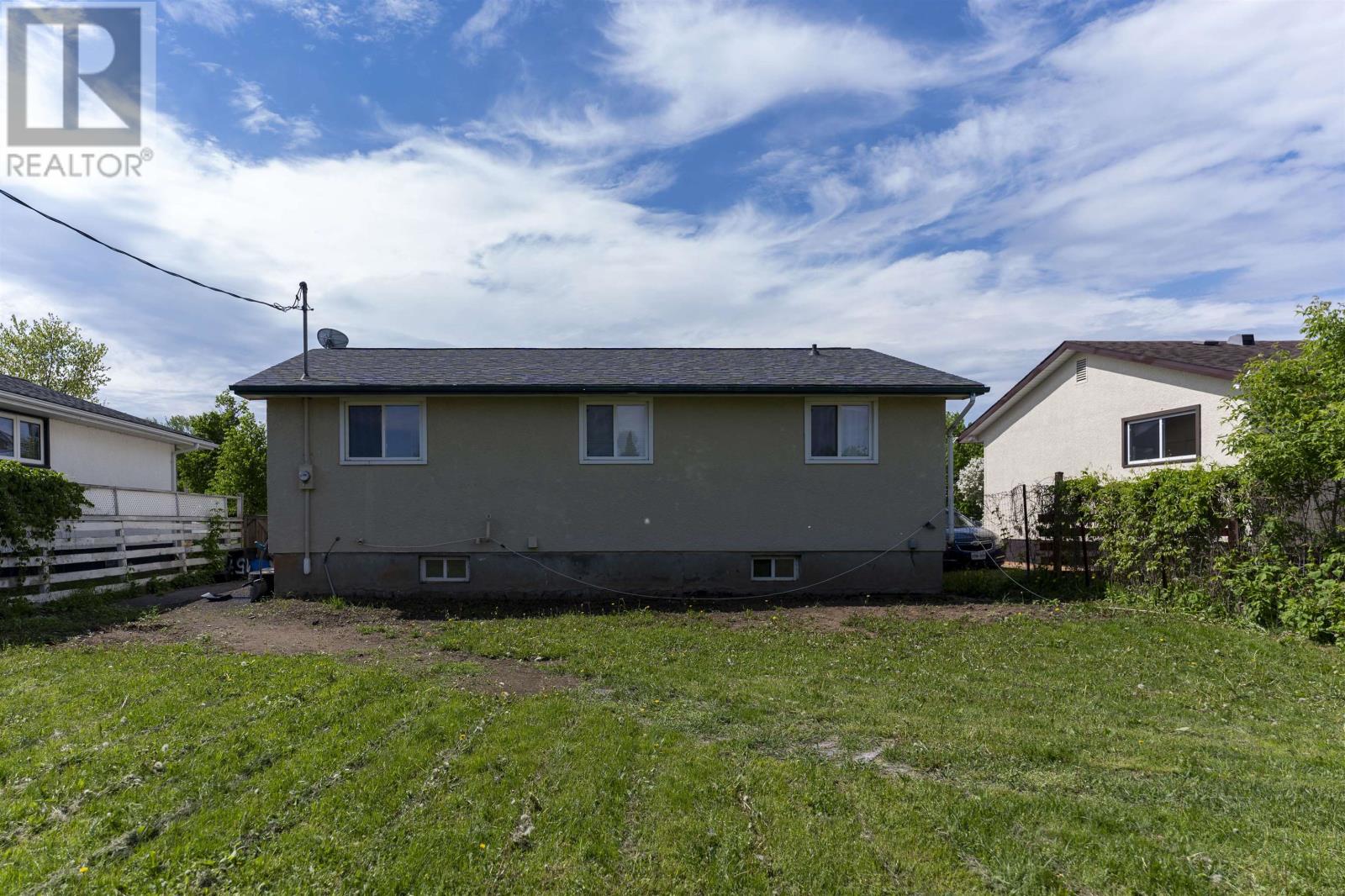 157 Newberry Cres, Thunder Bay, Ontario  P7C 2E4 - Photo 31 - TB2601559