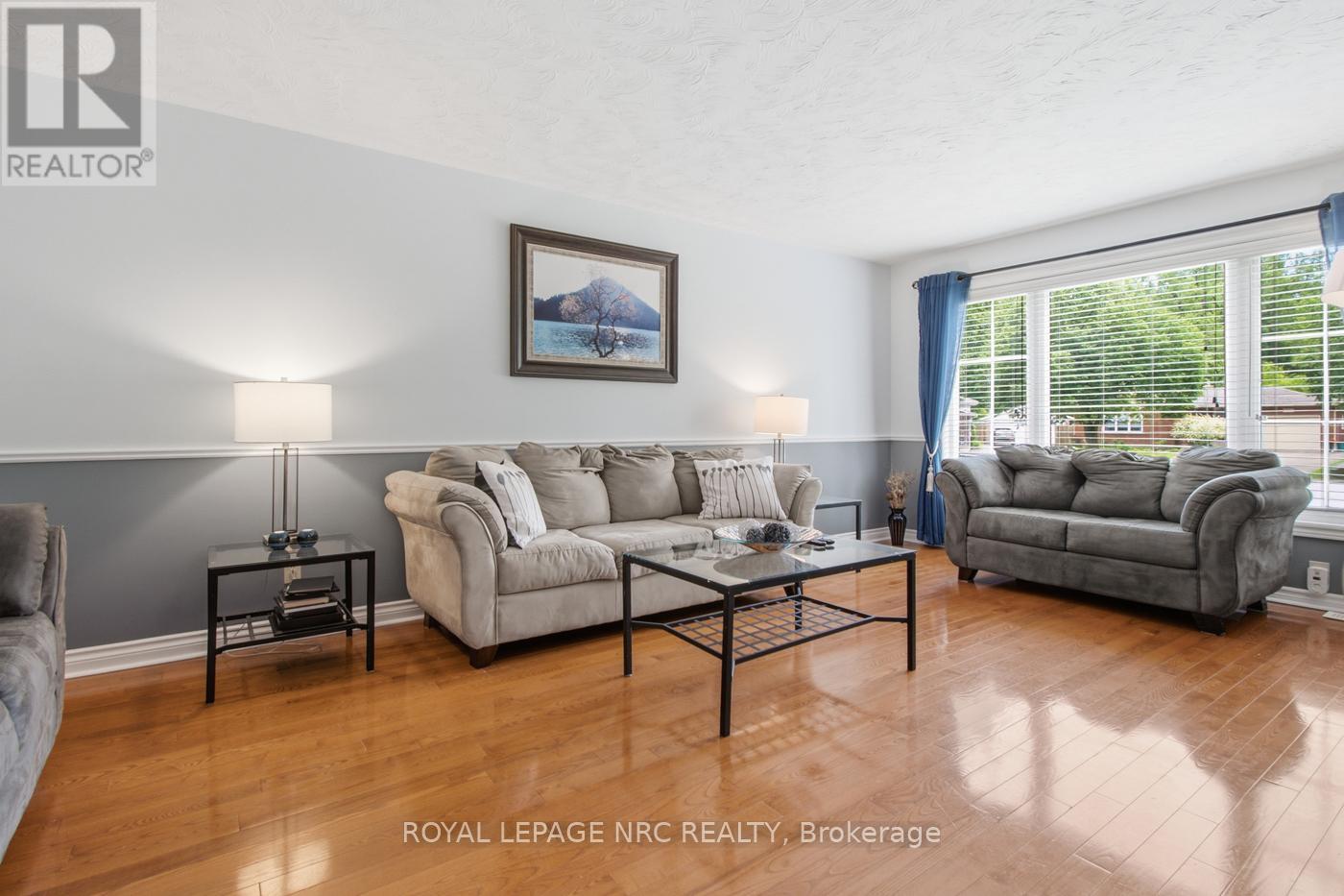 7963 Regent Court, Niagara Falls, Ontario  L2H 2S9 - Photo 16 - X13468458