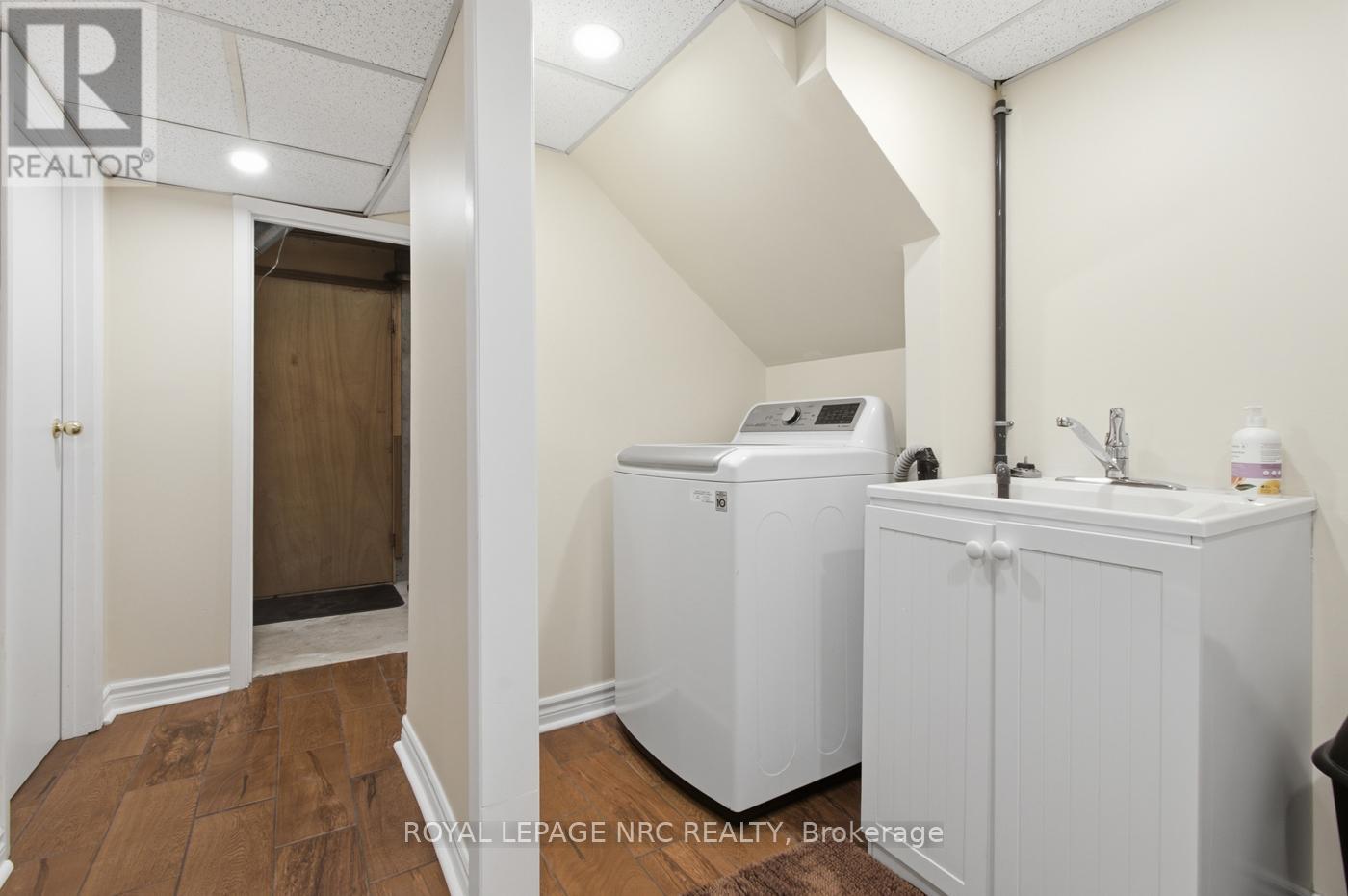 7963 Regent Court, Niagara Falls, Ontario  L2H 2S9 - Photo 31 - X13468458