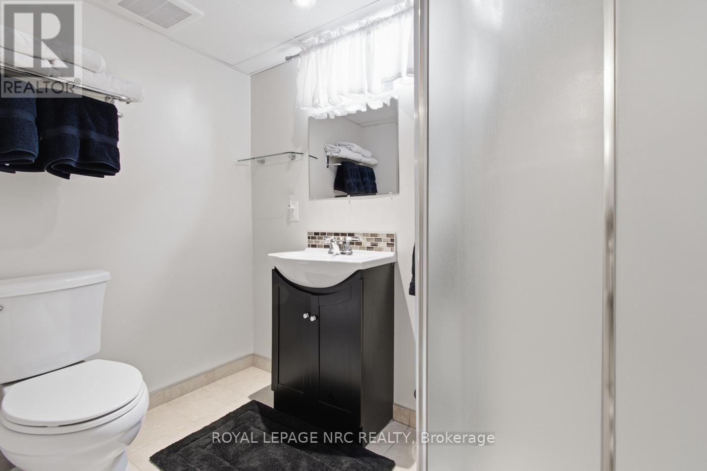 7963 Regent Court, Niagara Falls, Ontario  L2H 2S9 - Photo 32 - X13468458