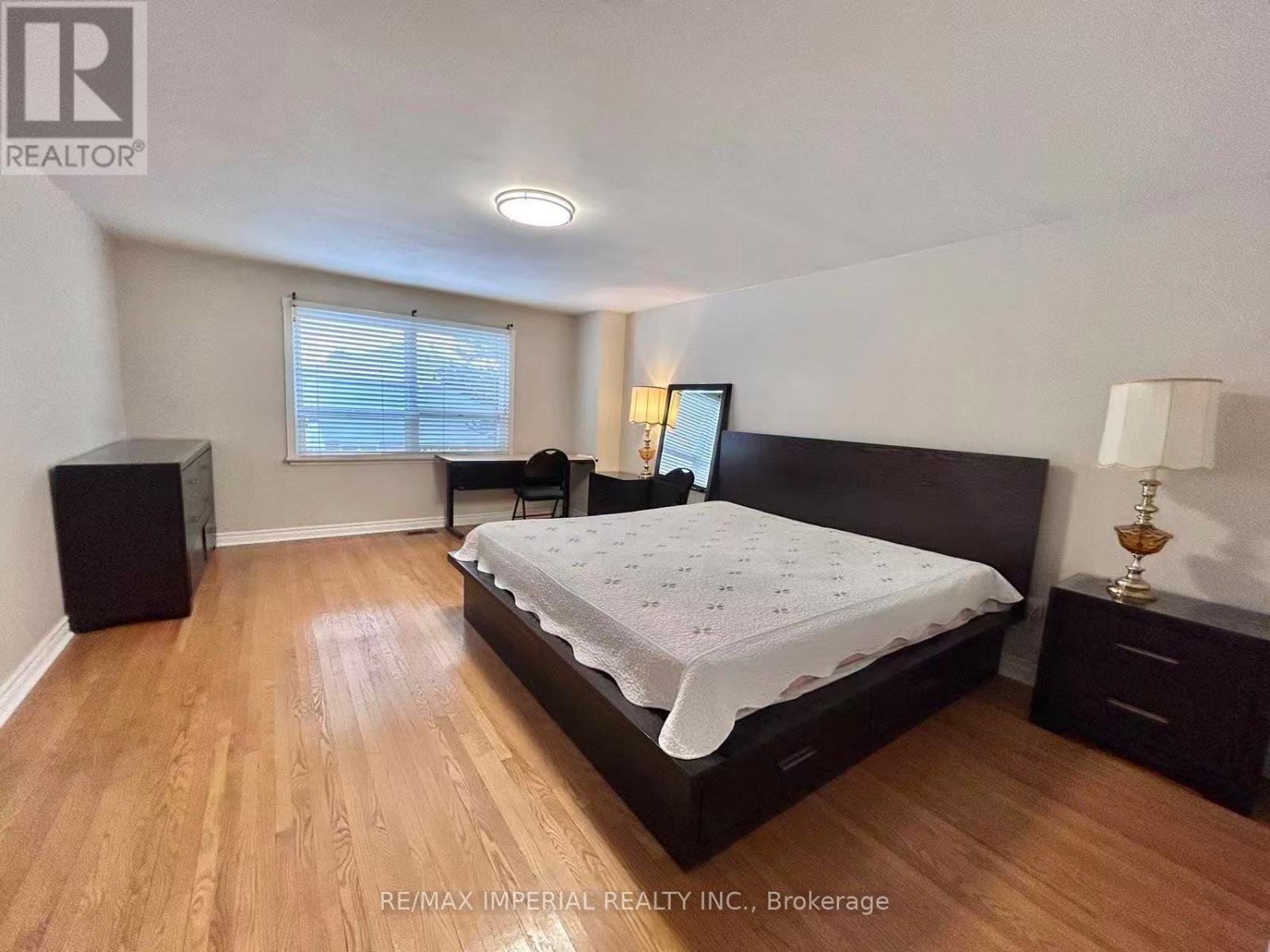 2 Rooms On 2nd Fl - 16 Gloxinia Crescent, Toronto, Ontario  M1W 2C4 - Photo 18 - E13167492
