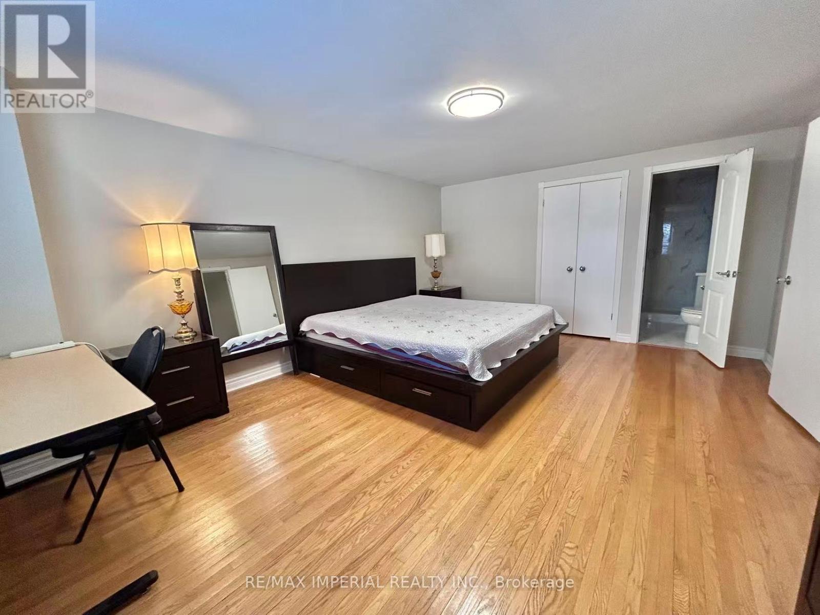 2 Rooms On 2nd Fl - 16 Gloxinia Crescent, Toronto, Ontario  M1W 2C4 - Photo 19 - E13167492