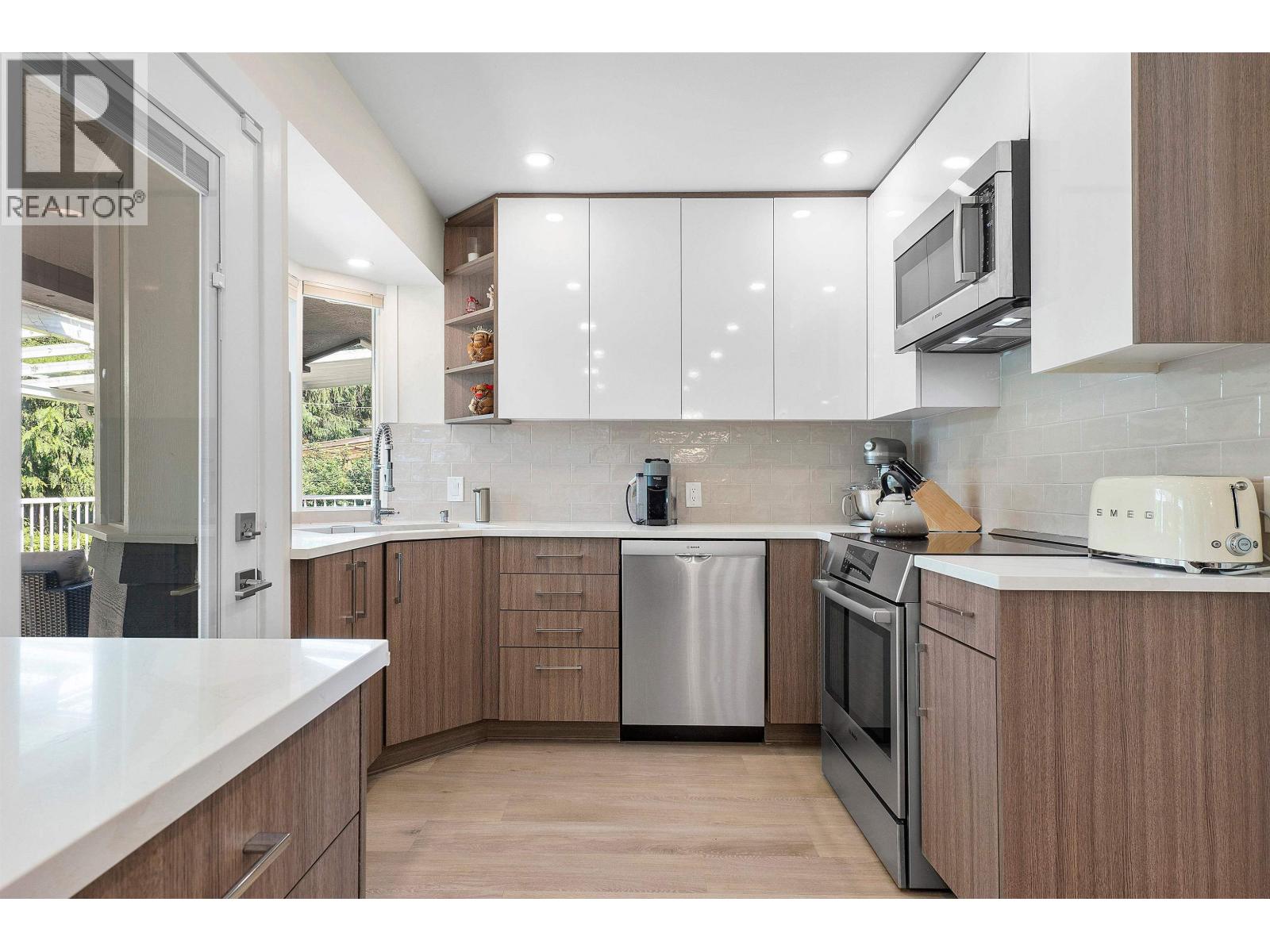 3581 Bluebonnet Road, North Vancouver, British Columbia  V7H 1K4 - Photo 11 - R3137871