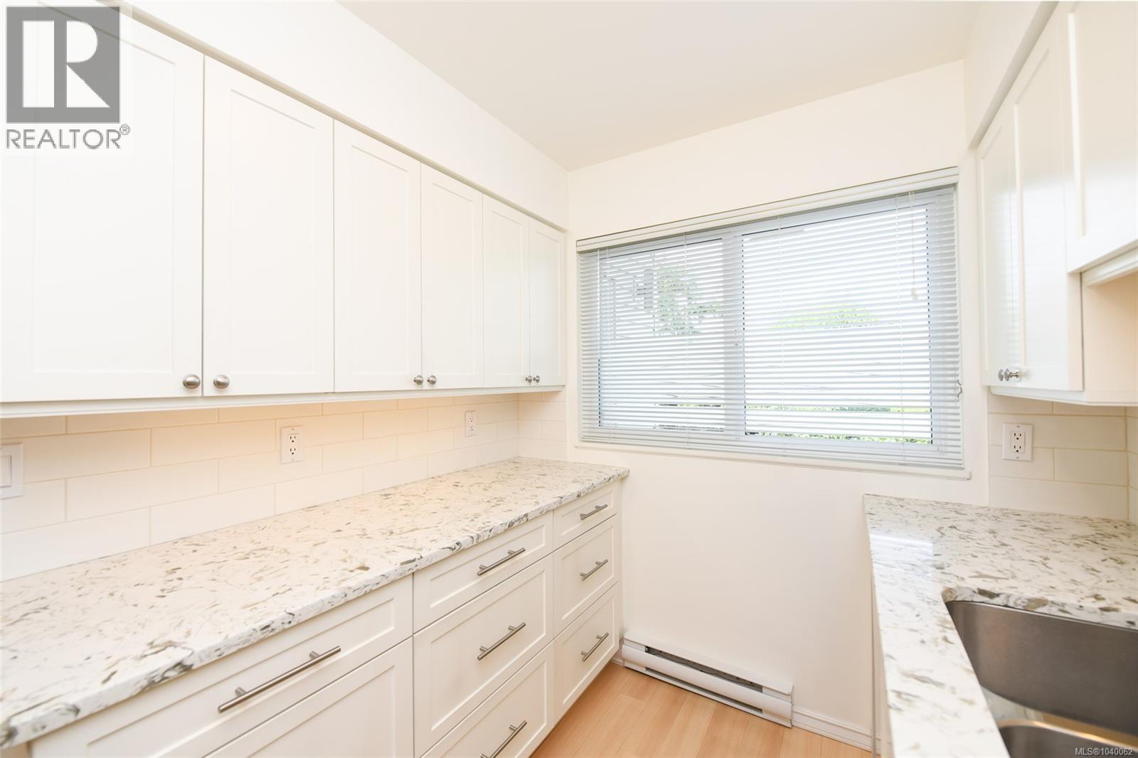 305 1537 Noel Ave, Comox, British Columbia  V9M 3H8 - Photo 7 - 1040062