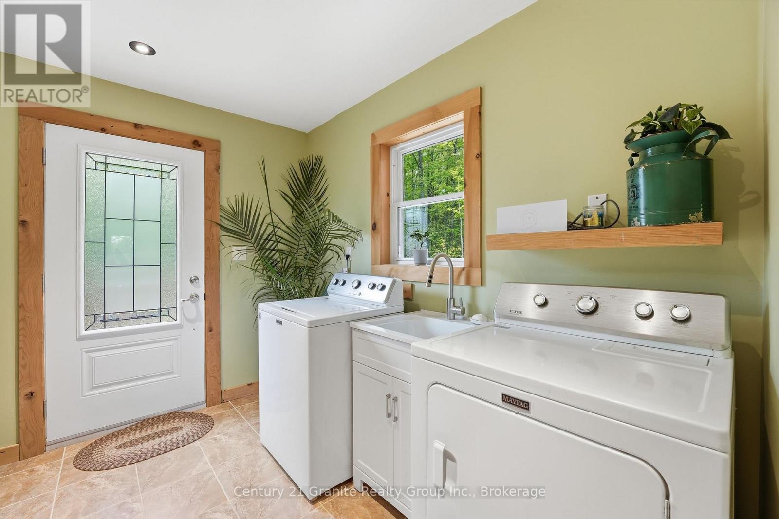 1048 Bacon Road, Minden Hills, Ontario  K0M 2A1 - Photo 16 - X13468450