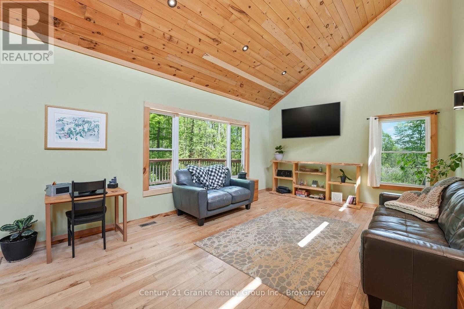 1048 Bacon Road, Minden Hills, Ontario  K0M 2A1 - Photo 6 - X13468450
