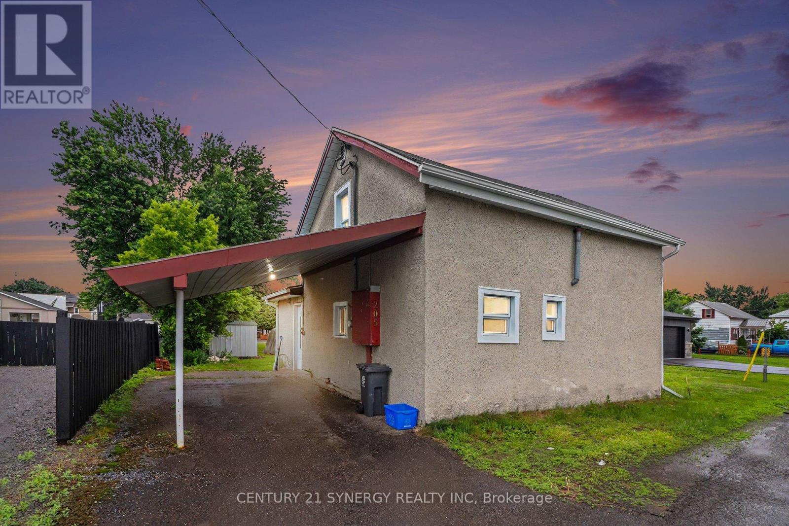 205 ST JOSEPH STREET, Alfred and Plantagenet, Ontario