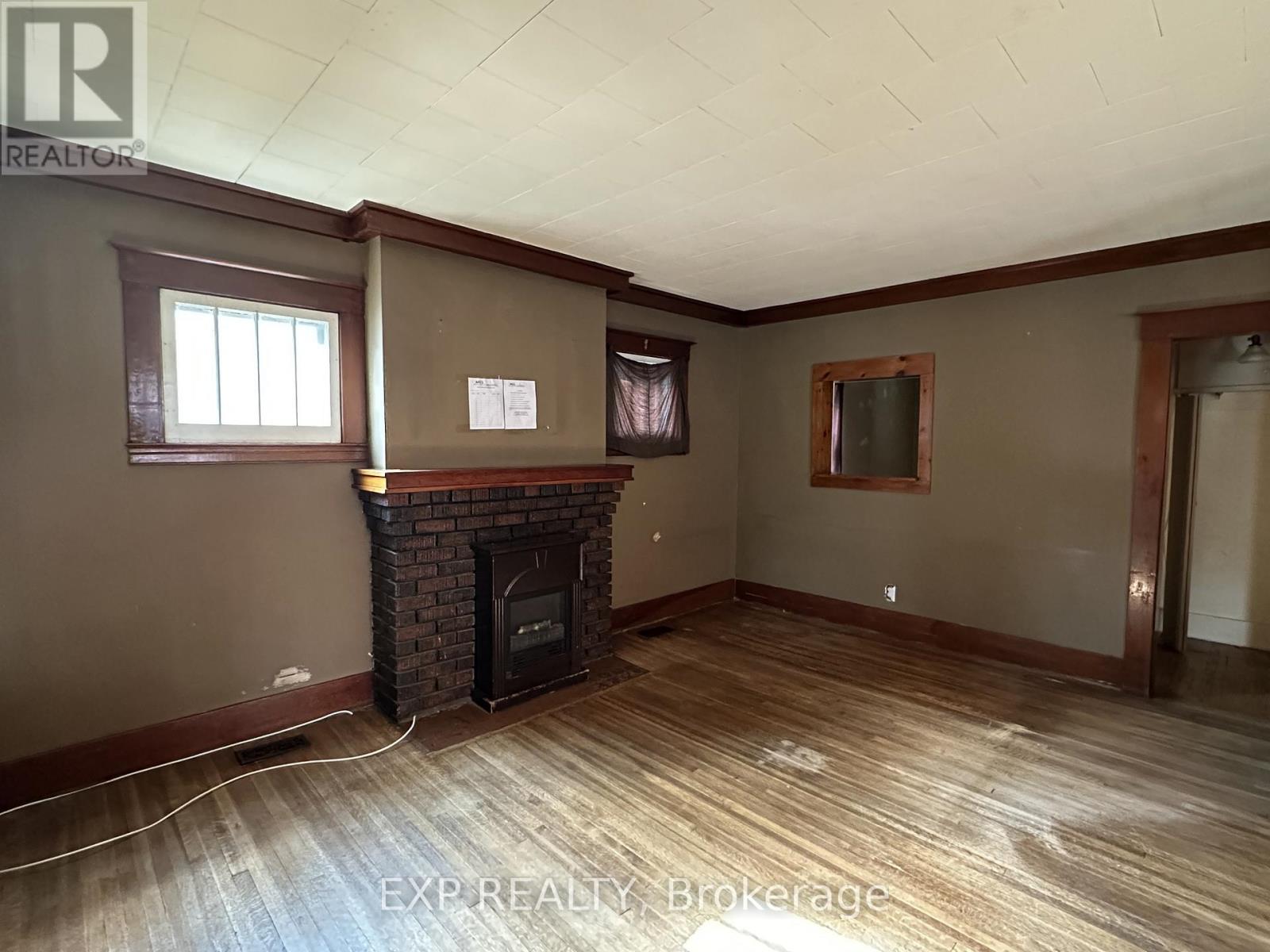 15 St Anne's Place, St. Thomas, Ontario  N5R 2W2 - Photo 4 - X13465514