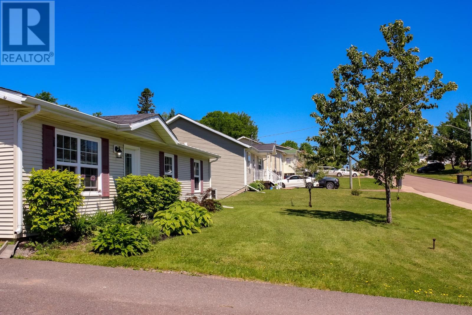 26 Hunter Lane, Charlottetown, Prince Edward Island  C1A 9R5 - Photo 3 - 202615065