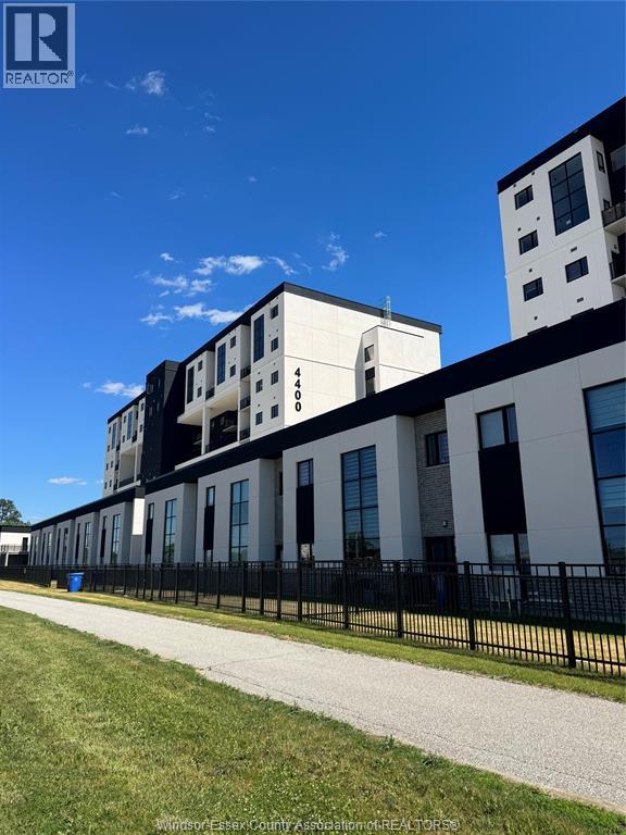 4400 LAURIER PARKWAY Unit# 470, lasalle, Ontario