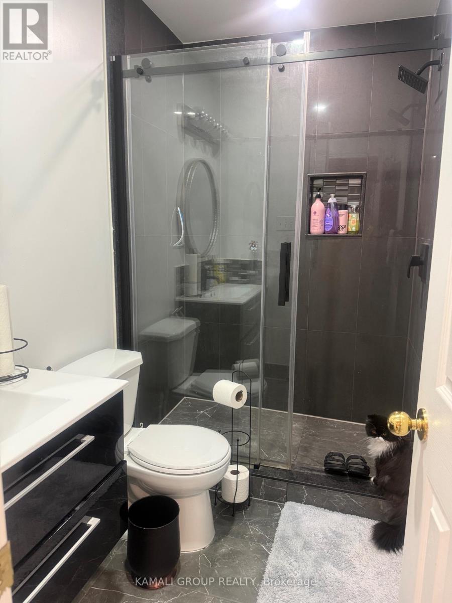2 Ross Linton Drive, Aurora, Ontario  L4G 6T3 - Photo 15 - N13146724