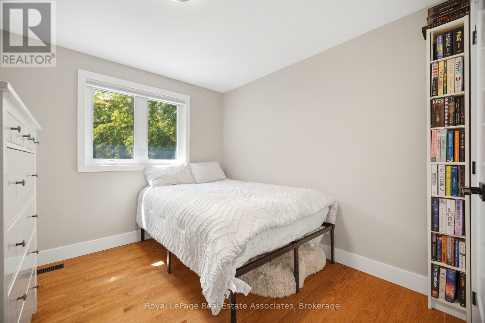 45 Cleaveholm Drive, Halton Hills, Ontario  L7G 3E3 - Photo 22 - W13463366