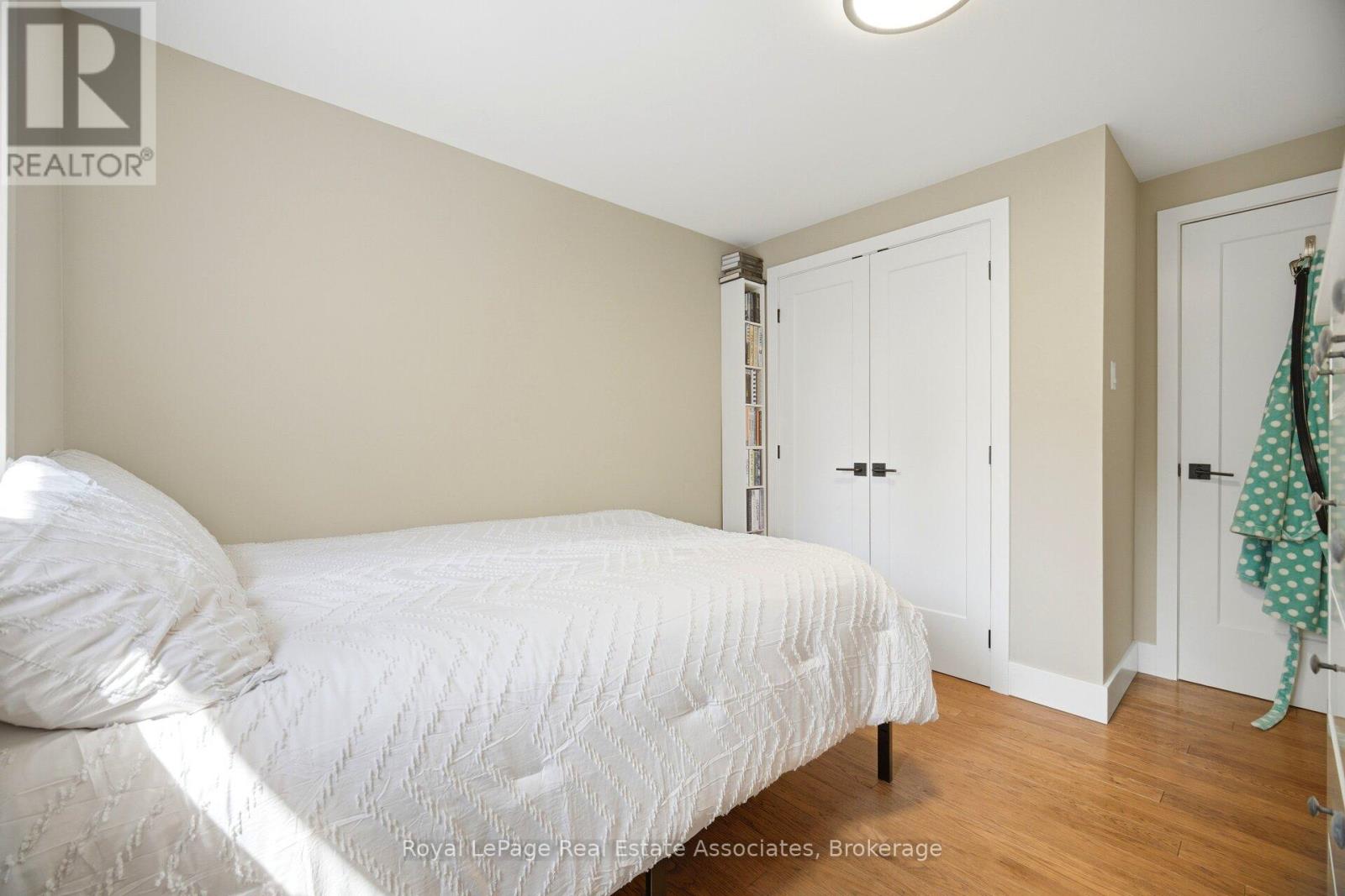 45 Cleaveholm Drive, Halton Hills, Ontario  L7G 3E3 - Photo 23 - W13463366