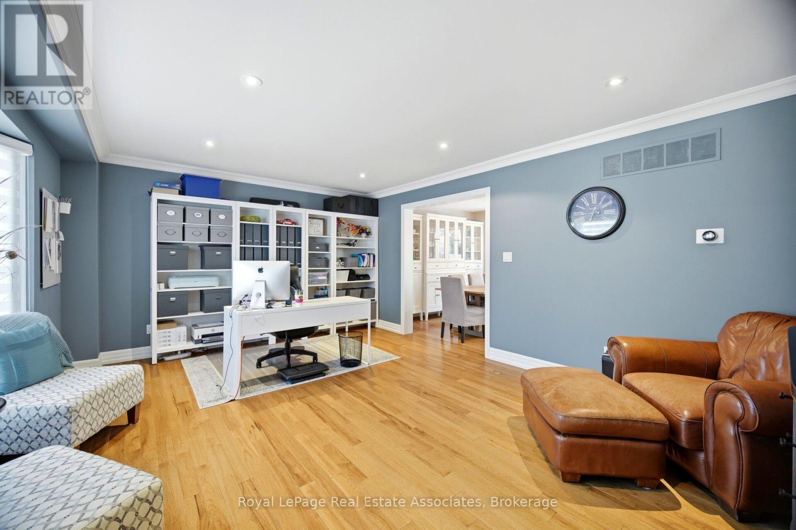 45 Cleaveholm Drive, Halton Hills, Ontario  L7G 3E3 - Photo 7 - W13463366