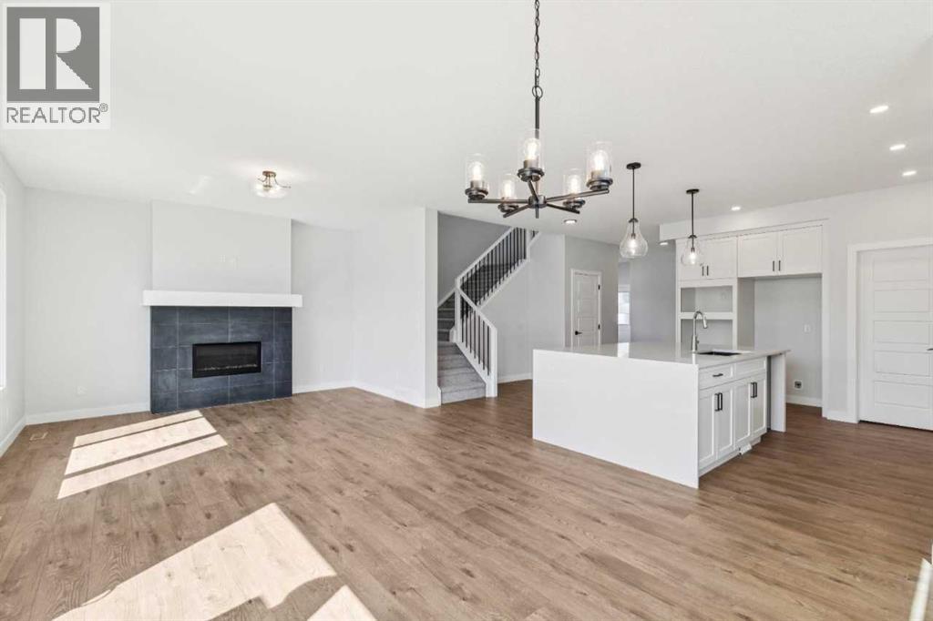 35 Creekside Rise SW, Calgary, Alberta T2X 5V9 - Photo 21 - A2322503