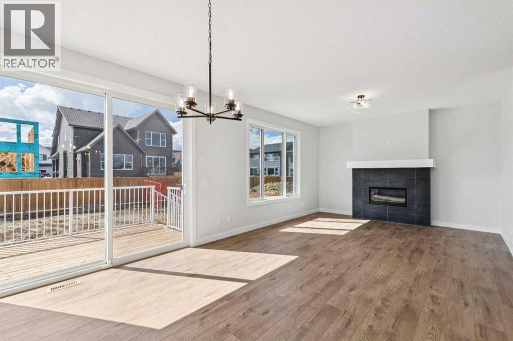 35 Creekside Rise SW, Calgary, Alberta T2X 5V9 - Photo 22 - A2322503