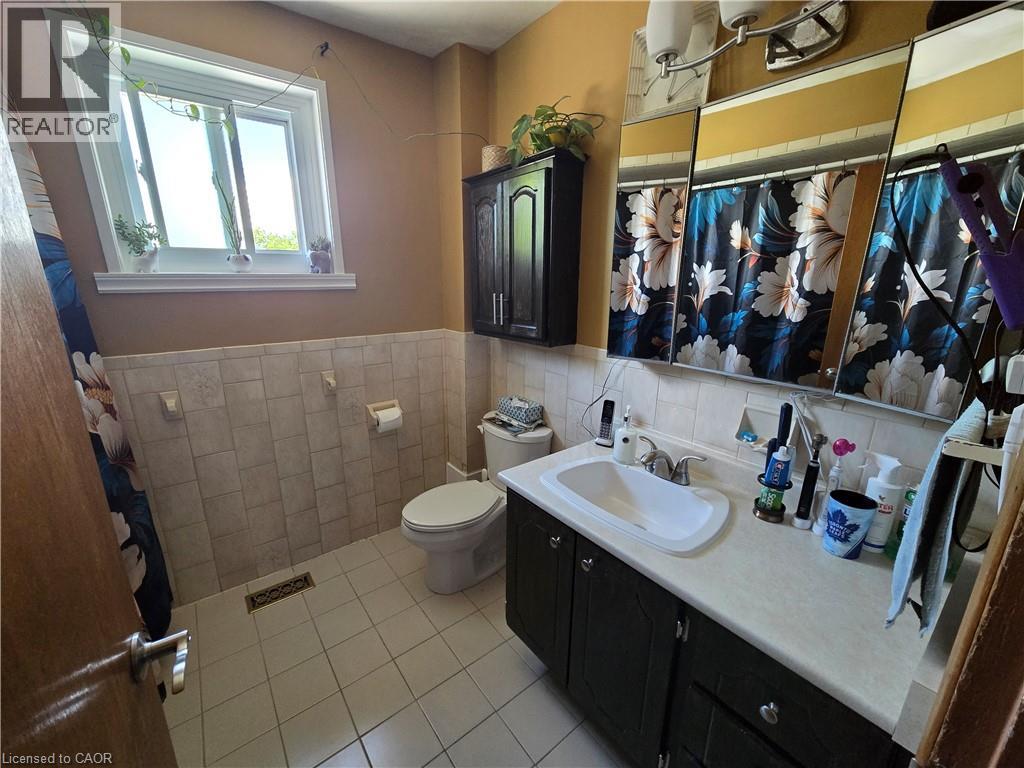 137 Wentworth Street N, Hamilton, Ontario  L8L 5V6 - Photo 12 - 40841177