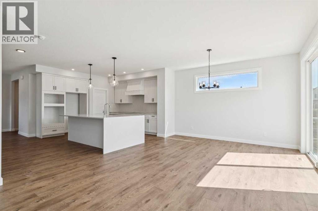 35 Creekside Rise SW, Calgary, Alberta T2X 5V9 - Photo 17 - A2322503