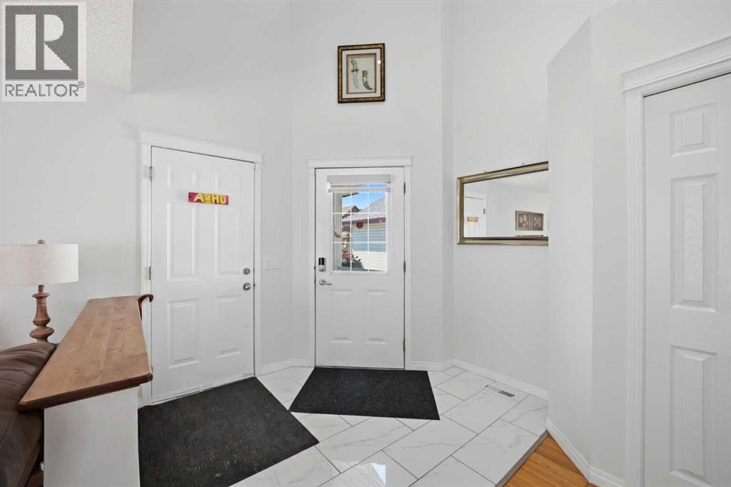 89 Saddlehorn Close NE, Calgary, Alberta  T3J 5C6 - Photo 3 - A2322460