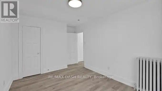 30 - 917 St Clair Avenue W, Toronto, Ontario  M6C 1C7 - Photo 36 - C13468420
