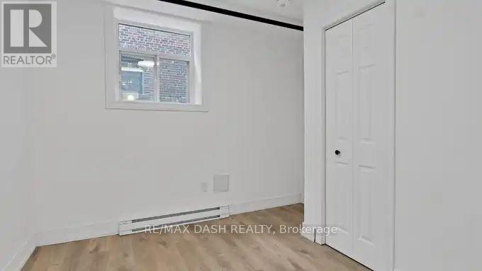 30 - 917 St Clair Avenue W, Toronto, Ontario  M6C 1C7 - Photo 7 - C13468420