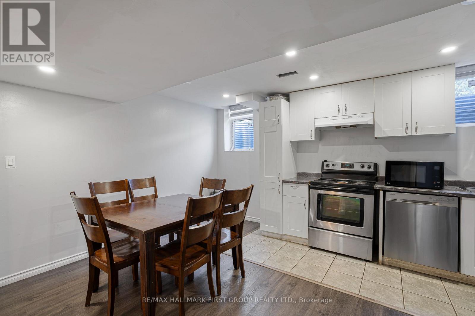 86 Seward Crescent, Ajax, Ontario  L1Z 1Y9 - Photo 7 - E13468414