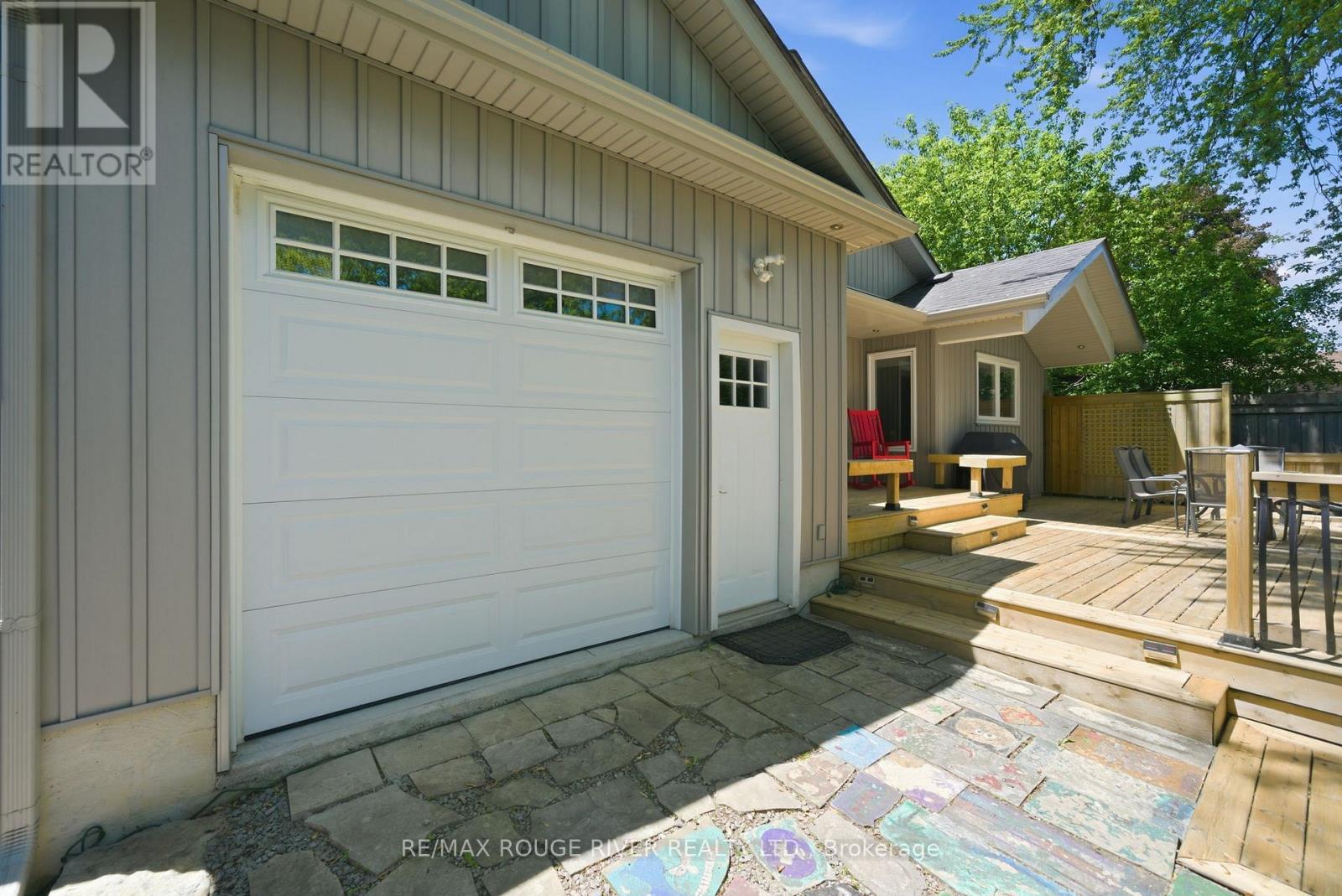 717 Hillview Crescent, Pickering, Ontario  L1W 2R6 - Photo 34 - E13468432