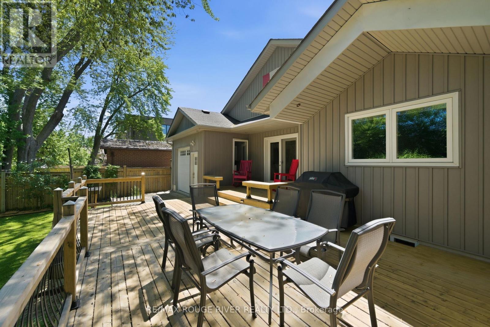 717 Hillview Crescent, Pickering, Ontario  L1W 2R6 - Photo 38 - E13468432