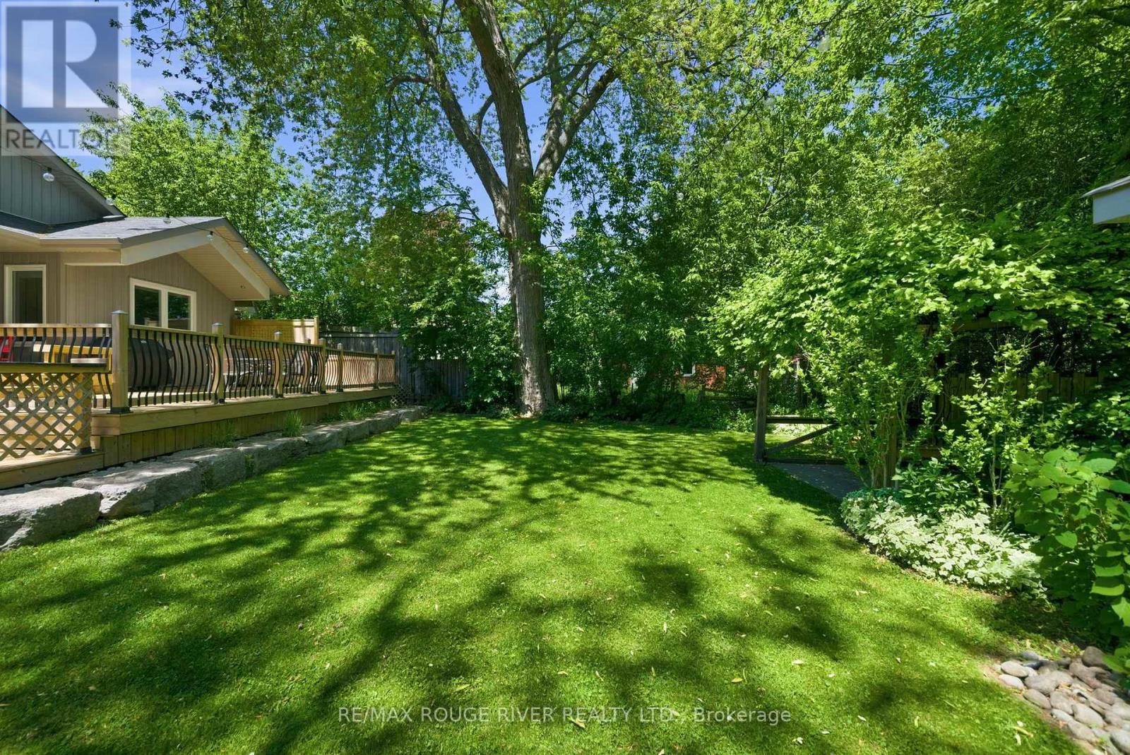 717 Hillview Crescent, Pickering, Ontario  L1W 2R6 - Photo 45 - E13468432