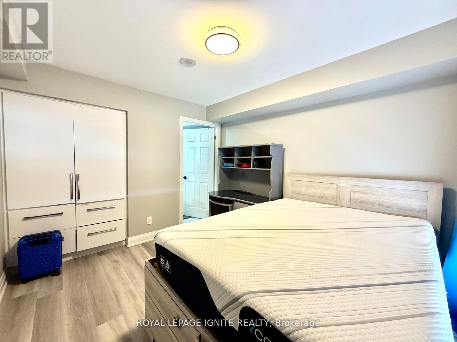2001 - 151 Village Green Square, Toronto, Ontario  M1S 0K5 - Photo 25 - E13468472