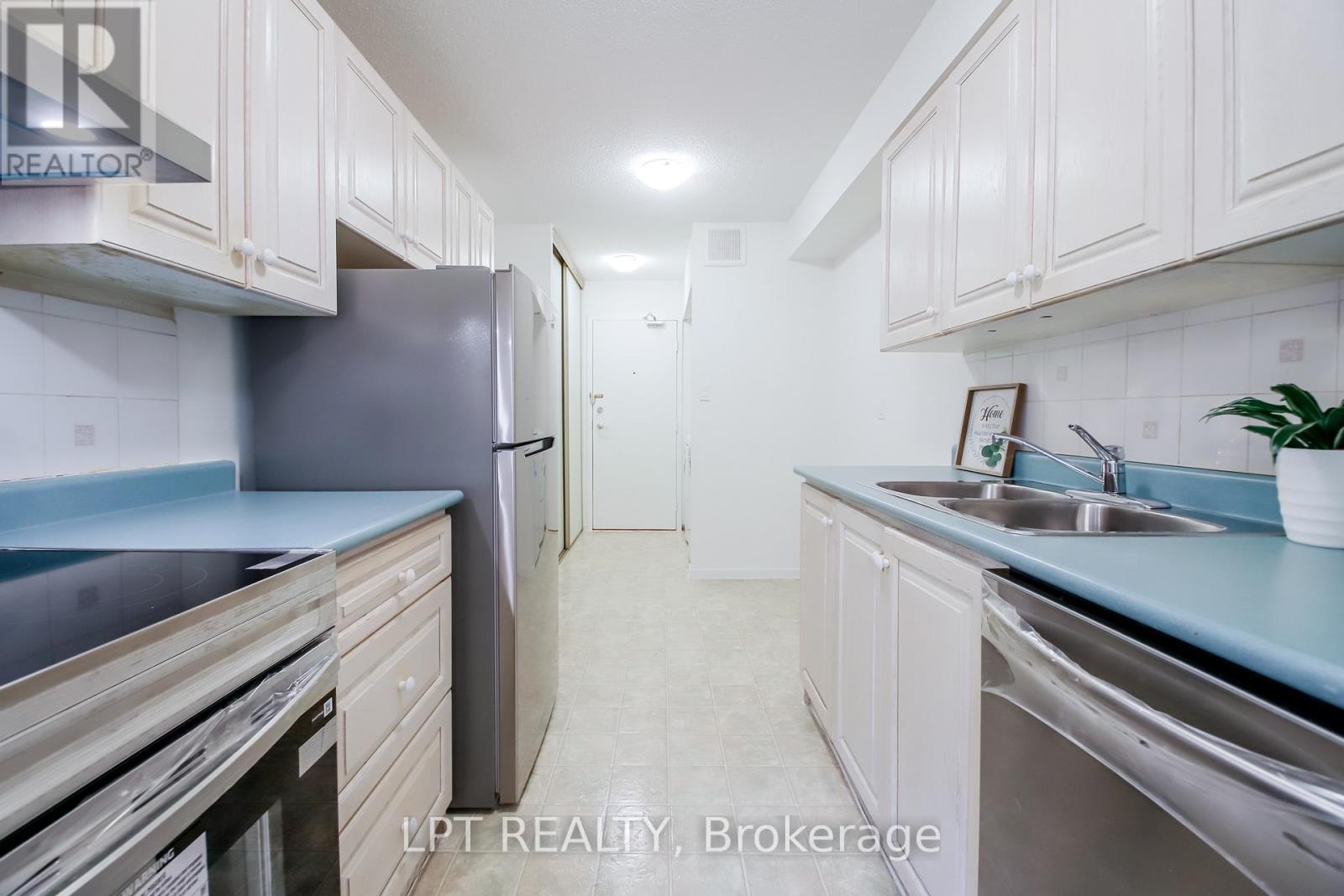 209 - 90 Ling Road, Toronto, Ontario  M1E 4Y3 - Photo 13 - E13468520