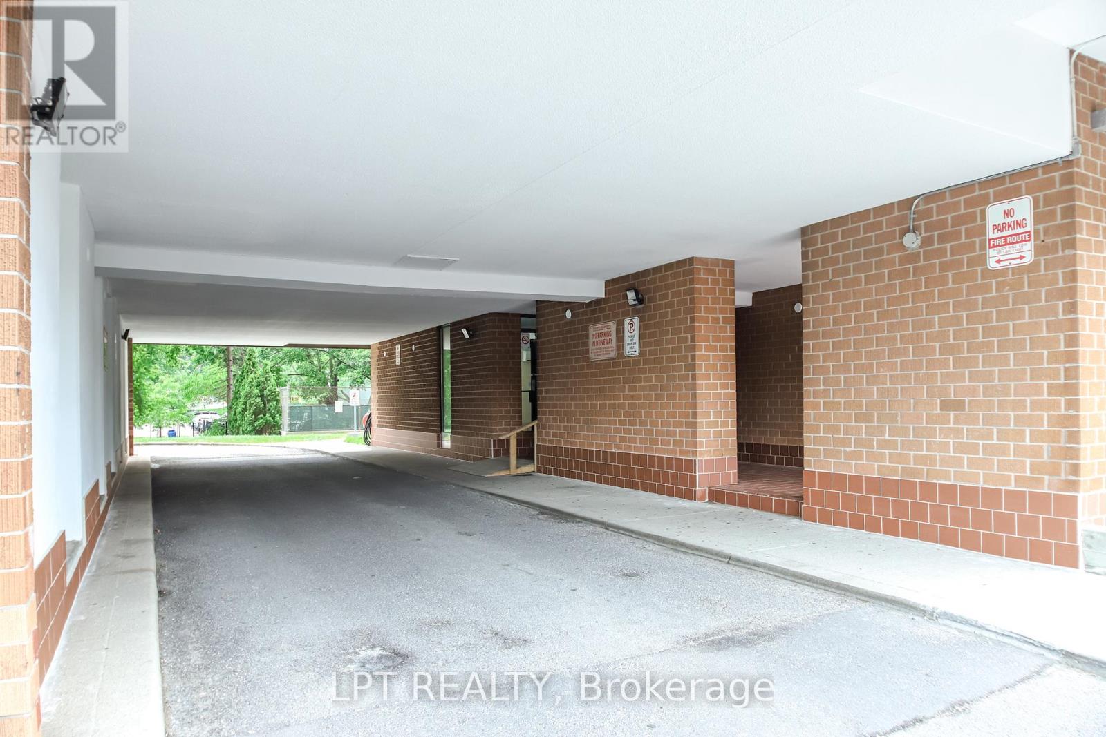 209 - 90 Ling Road, Toronto, Ontario  M1E 4Y3 - Photo 2 - E13468520