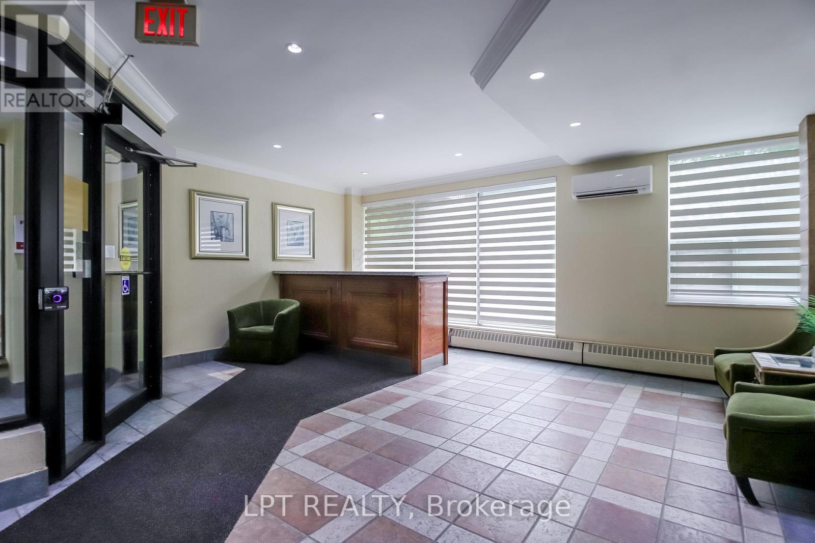 209 - 90 Ling Road, Toronto, Ontario  M1E 4Y3 - Photo 3 - E13468520