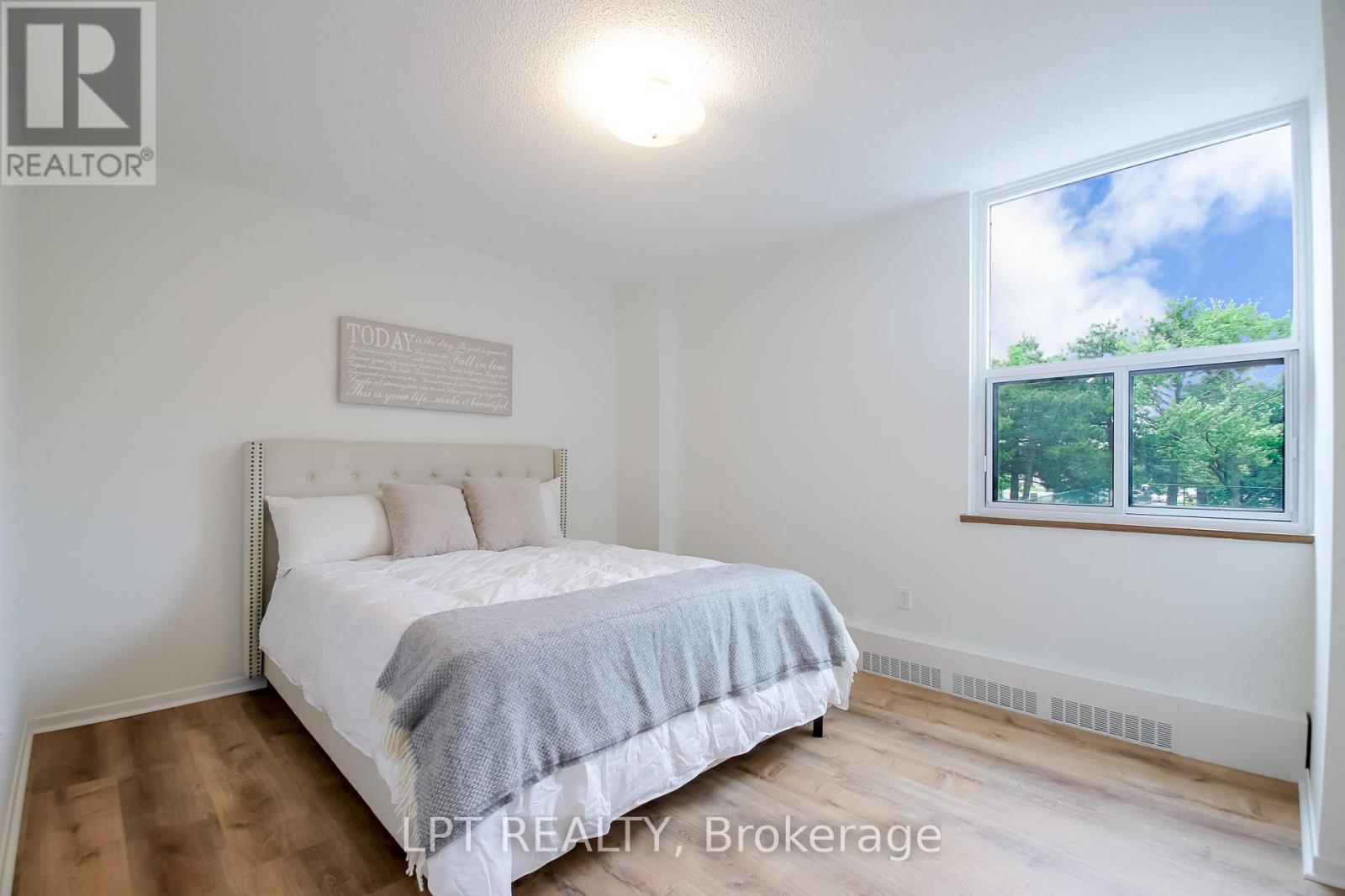 209 - 90 Ling Road, Toronto, Ontario  M1E 4Y3 - Photo 30 - E13468520