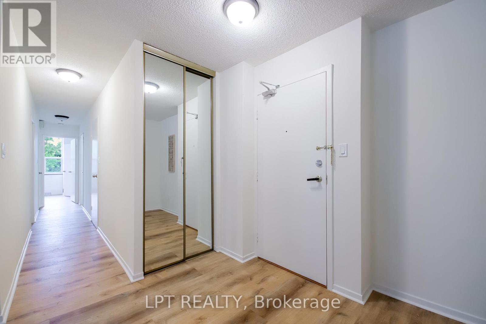 209 - 90 Ling Road, Toronto, Ontario  M1E 4Y3 - Photo 4 - E13468520