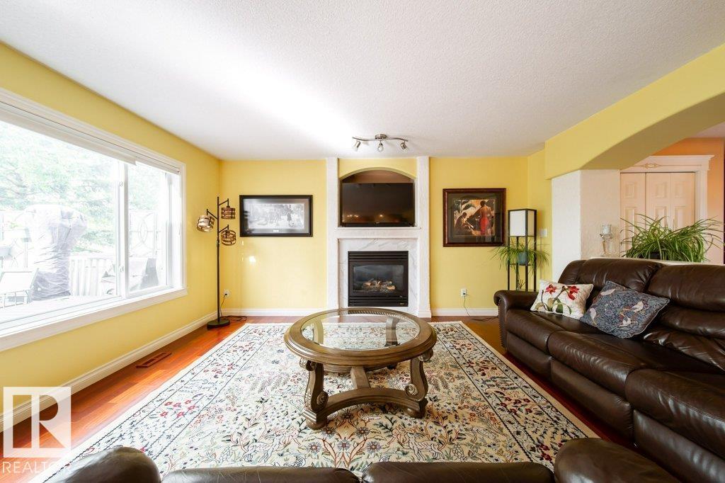 448 Forrest Dr, Sherwood Park, Alberta  T8A 6L2 - Photo 11 - E4493112
