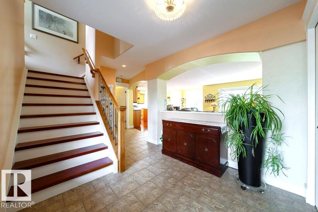 448 Forrest Dr, Sherwood Park, Alberta  T8A 6L2 - Photo 7 - E4493112