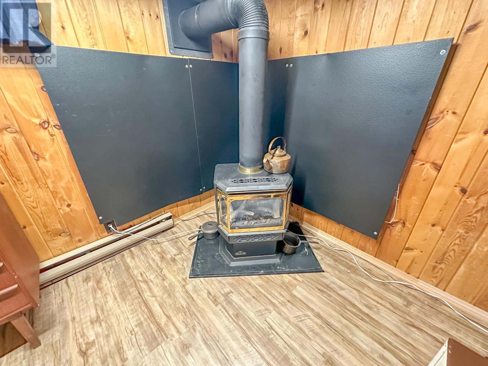 2 Donbrock Dr, Kenora, Ontario  P9N 0A1 - Photo 28 - TB2601577