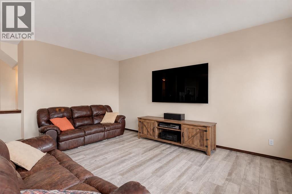 265 Brightonwoods Gardens SE, Calgary, Alberta  T2Z 0T4 - Photo 8 - A2316145